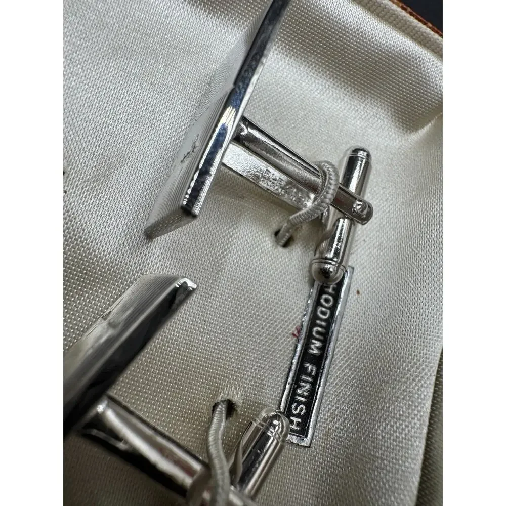 Vintage Flex-Let Silver Tone Rhodium Finish Art Deco Cufflinks In Leather Case